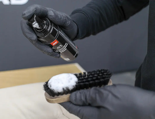 APP for AD Leather Cleaner Pro – Nettoyant intensif pour cuir très sale - ProFinish Distribution