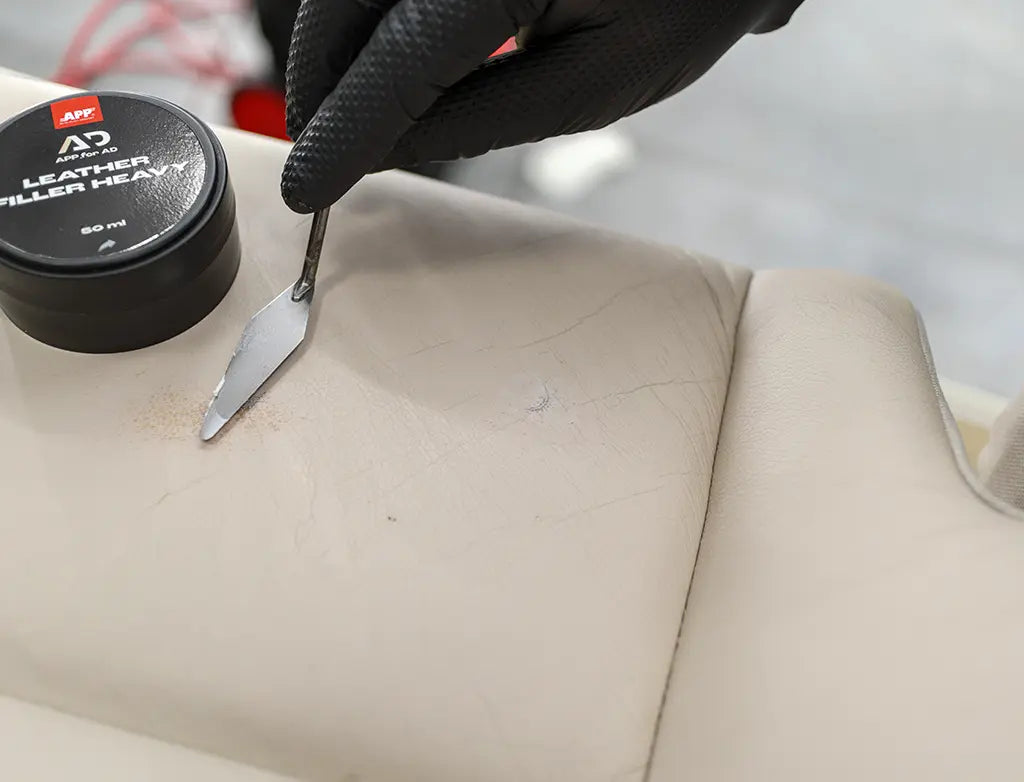 APP for AD Leather Filler – Mastics de réparation pour cuir (Light & Heavy) - ProFinish Distribution
