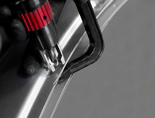 Alésoir pneumatique professionnel pour soudures par points avec bride de serrage - ProFinish Distribution