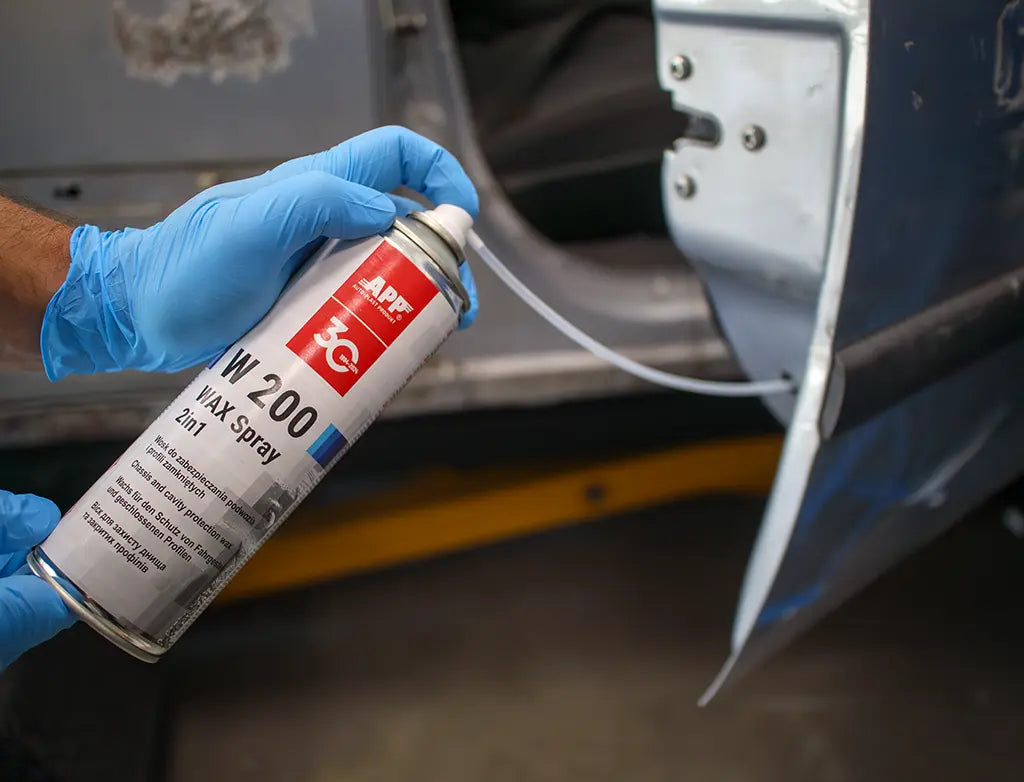 Cire anticorrosion pour châssis et corps creux en aérosol - ProFinish Distribution