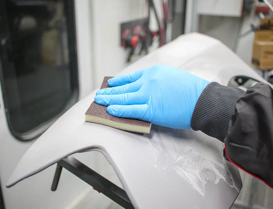 Éponge abrasive double face ultra-flexible pour zones difficiles - ProFinish Distribution