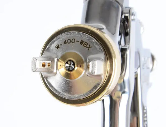 Iwata W400 WBX – Pistolet à peinture pour vernis et bases hydrosolubles (Tête WBX) - ProFinish Distribution