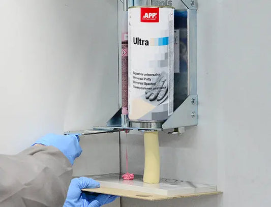 Pistolet manuel pour extrusion de cartouches de mastic - ProFinish Distribution