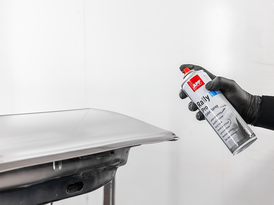 Professional acrylic spray paint
