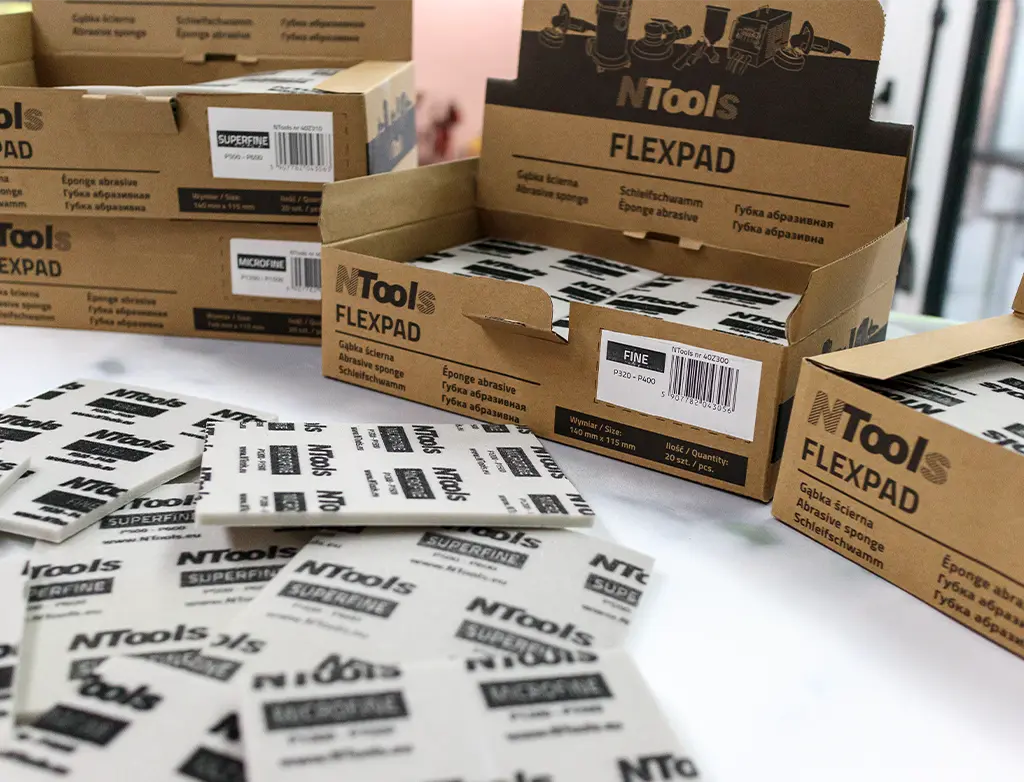 Éponge abrasive unilatérale pour finitions manuelles -  ProFinish Distribution